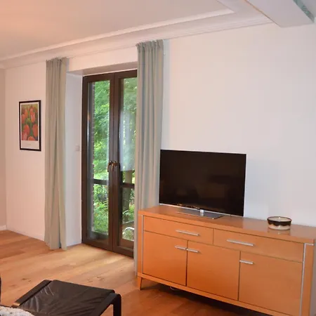 Haus Am Fluss شقة